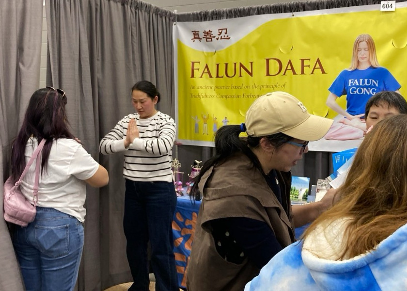 Image for article ​Presentando Falun Dafa en eventos públicos en Winnipeg
