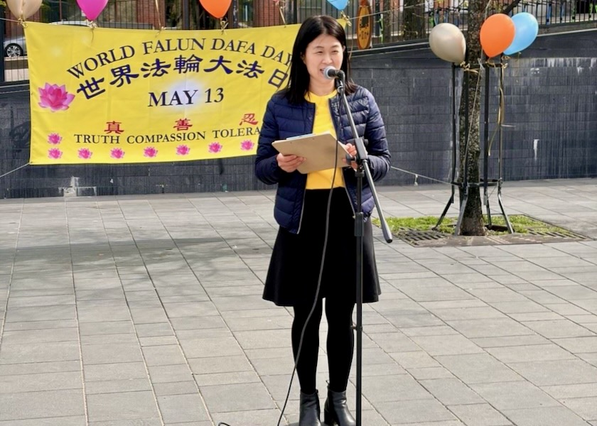 Image for article Finlandia: Celebración del Día Mundial de Falun Dafa en Helsinki recibe elogios