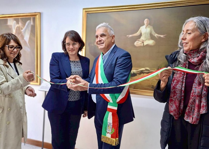 Image for article Italia: El público se emociona con la exposición «El Arte de Zhen-Shan-Ren» en Bucine