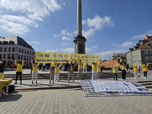 Image for article Polonia: El espíritu de la Apelación del 25 de abril sigue inspirando a la gente