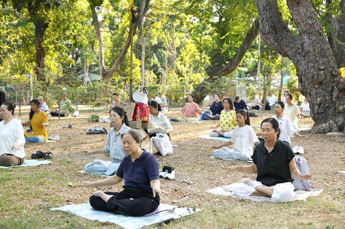 Image for article Tailandia: Los practicantes celebran el Día Mundial de Falun Dafa