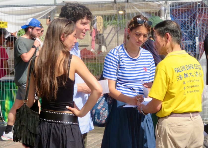Image for article Francia: La gente conoce sobre Falun Gong y condena la persecución en eventos en París