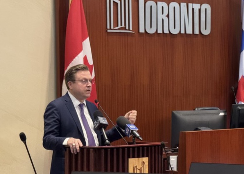 Image for article Proyección del documental “Órganos del Estado” y presentación del libro “Asesinatos por Encargo” en el Ayuntamiento de Toronto