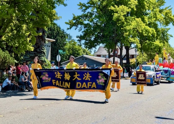 Image for article Falun Dafa recibe ovaciones en el Desfile de la Cornucopia de Kent, estado de Washington