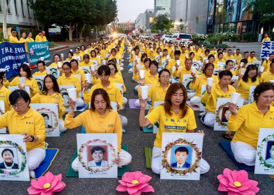 Image for article Los Ángeles: Vigilia con velas exige el fin de la persecución y la represión transnacional del PCCh