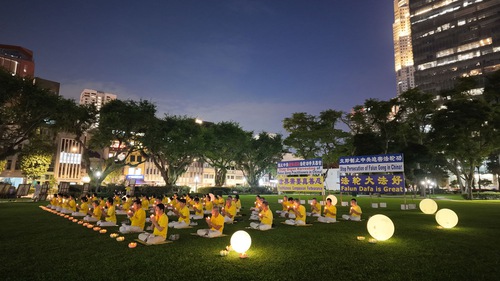 Image for article Singapur: Apoyo a las actividades para generar conciencia sobre los 27 años de persecución a Falun Dafa