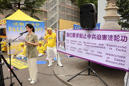 Image for article Suiza: La gente elogia los principios rectores de Falun Dafa y desea que termine la persecución