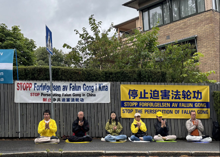 Image for article Noruega: Apoyo público a los esfuerzos de los practicantes de Falun Gong para poner fin a décadas de persecución