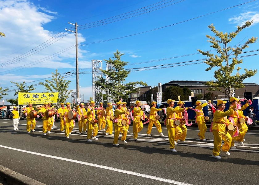 Image for article Japón: La gente aprende sobre Falun Dafa durante el Festival Ono