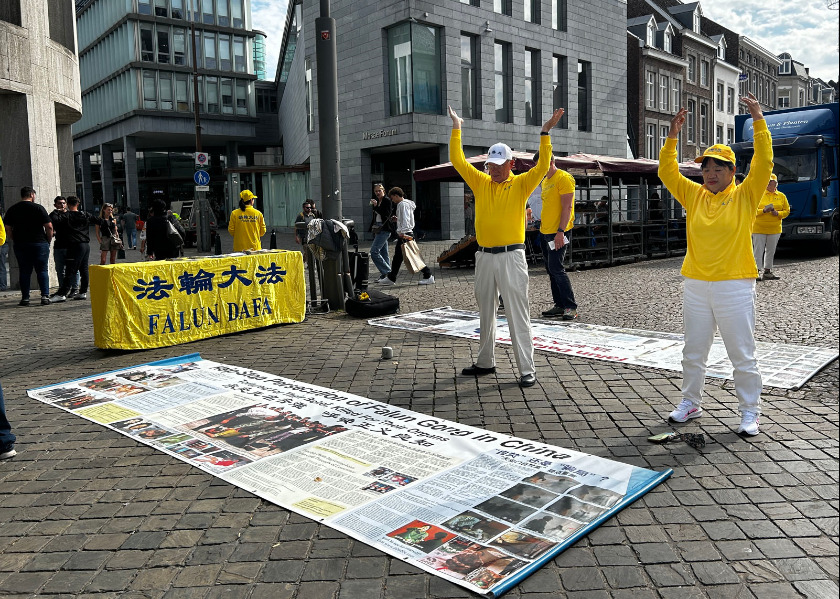 Image for article Países Bajos: Ciudadanos apoyan a Falun Dafa y firman una petición contra la persecución del régimen chino