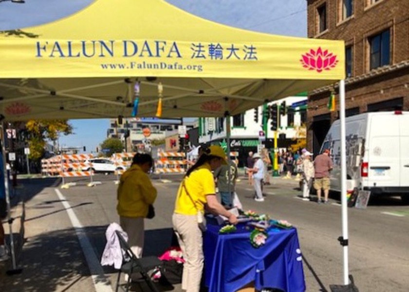Image for article Practicantes de Minnesota presentan Falun Dafa en el evento «Open Streets Hennepin» 2026