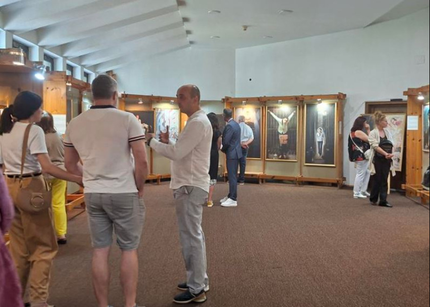 Image for article ​Bulgaria: Aficionados al arte y académicos valoran 